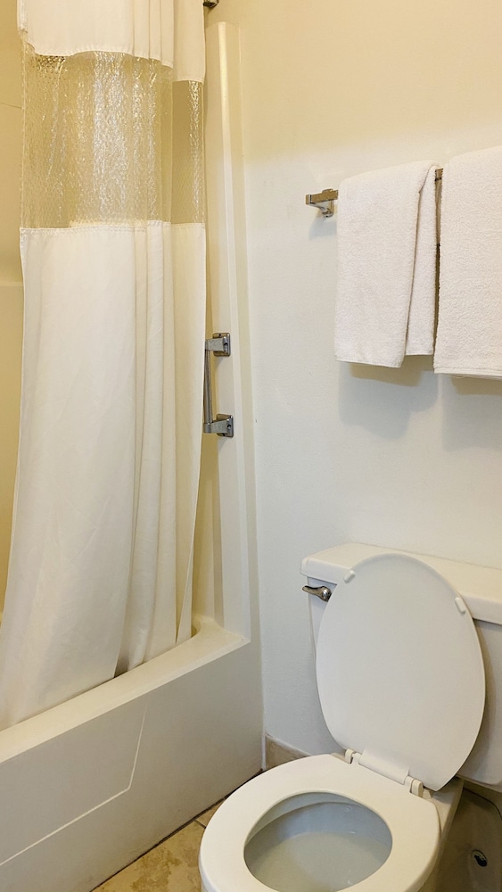 Ramada By Wyndham Walterboro 22/30