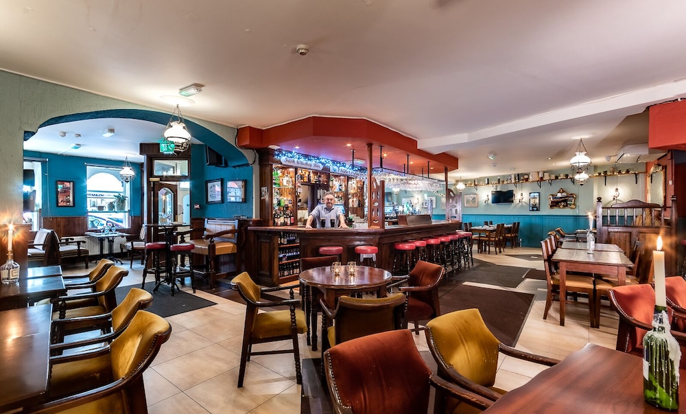 Foley's Guesthouse Hotel 28/43