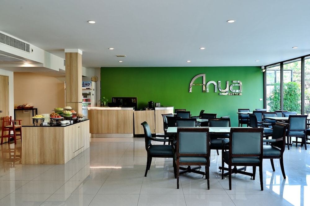 Anya Nana at Sukhumvit Bangkok 35/50