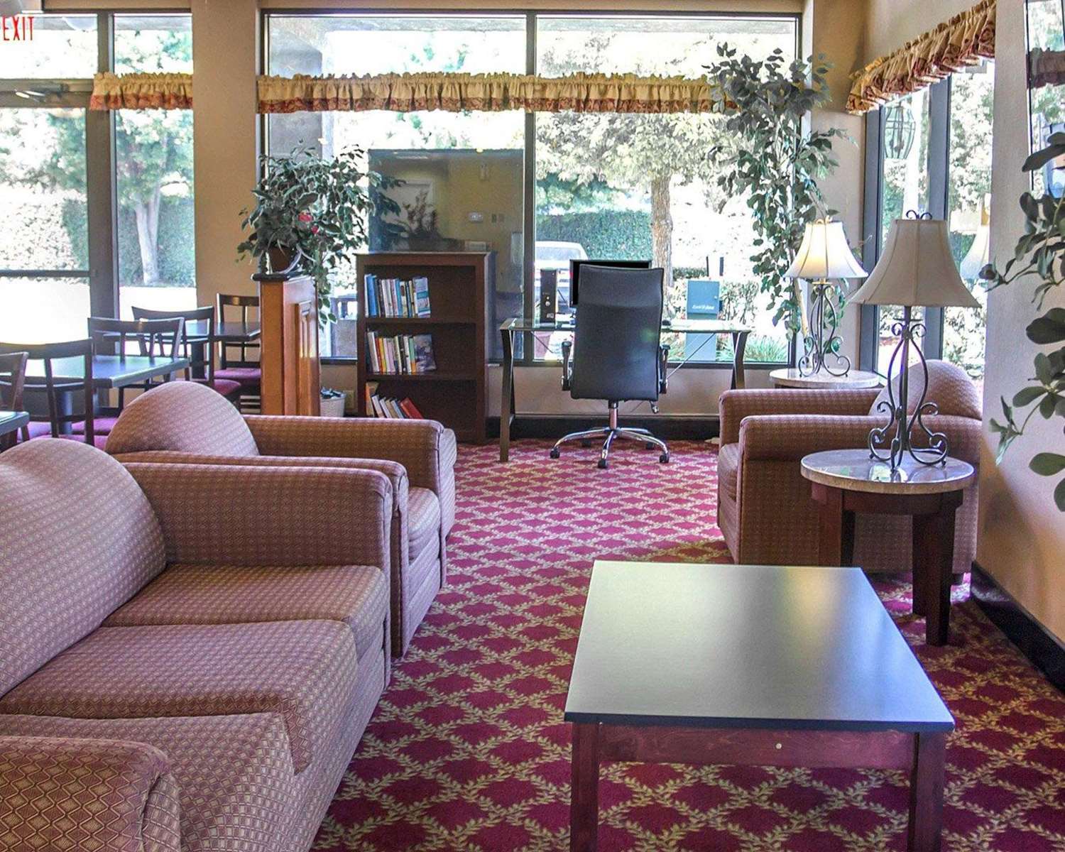 Quality Inn Riverside Near UCR and Downtown 23/32