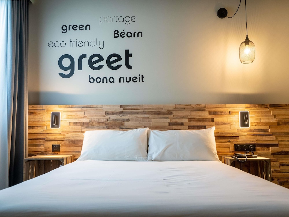 Greet hotel Orthez Bearn 15/50