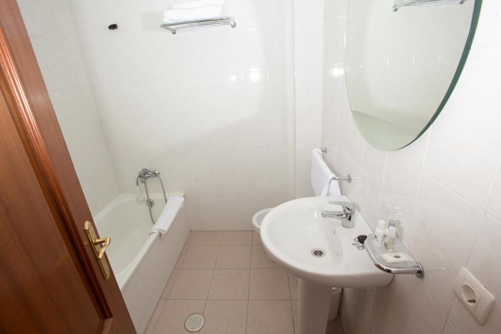 Real Ferrol Hotel 45/49