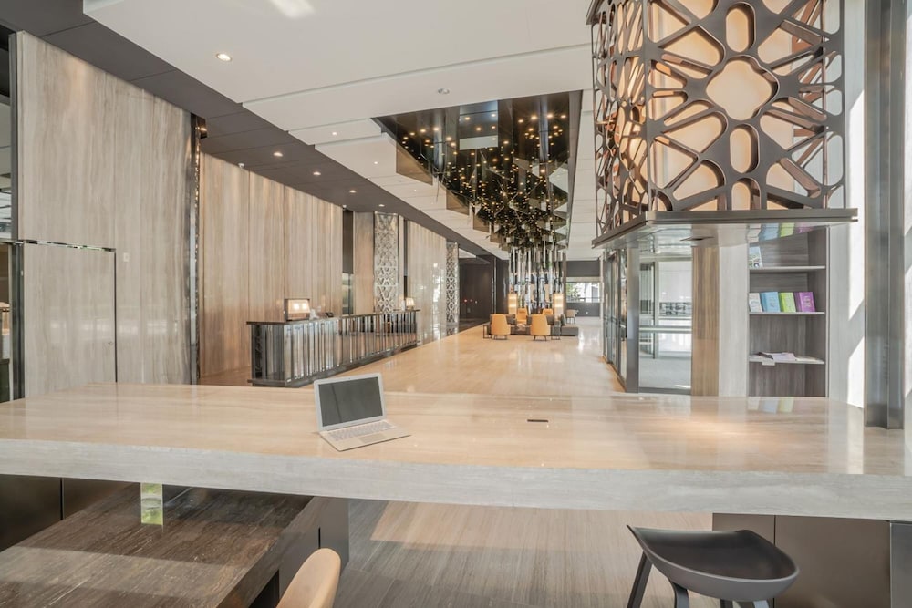 Jin Shi Hu Hotel 5/35