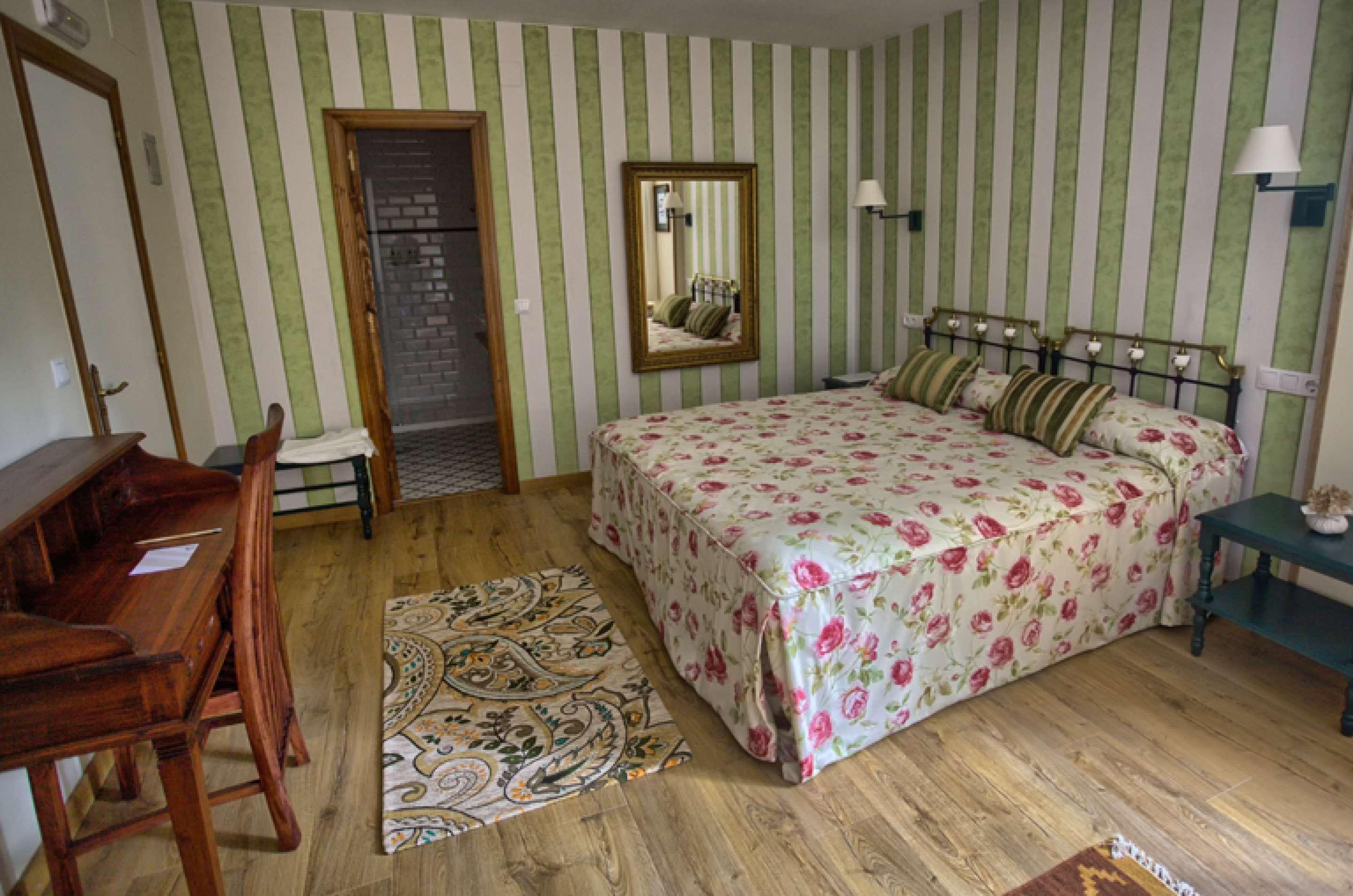Hotel Colonial de Santillana 29/58