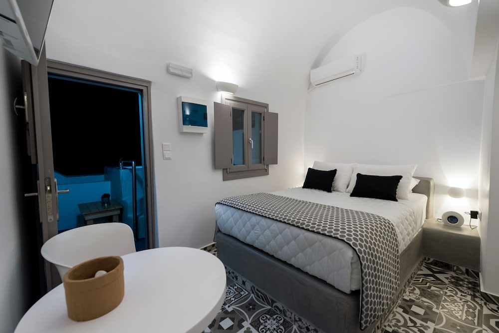 MODERNITY SUITES 14/65