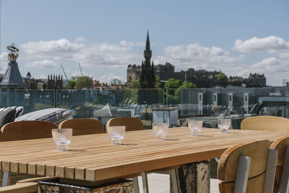 The Edinburgh Grand 32/50