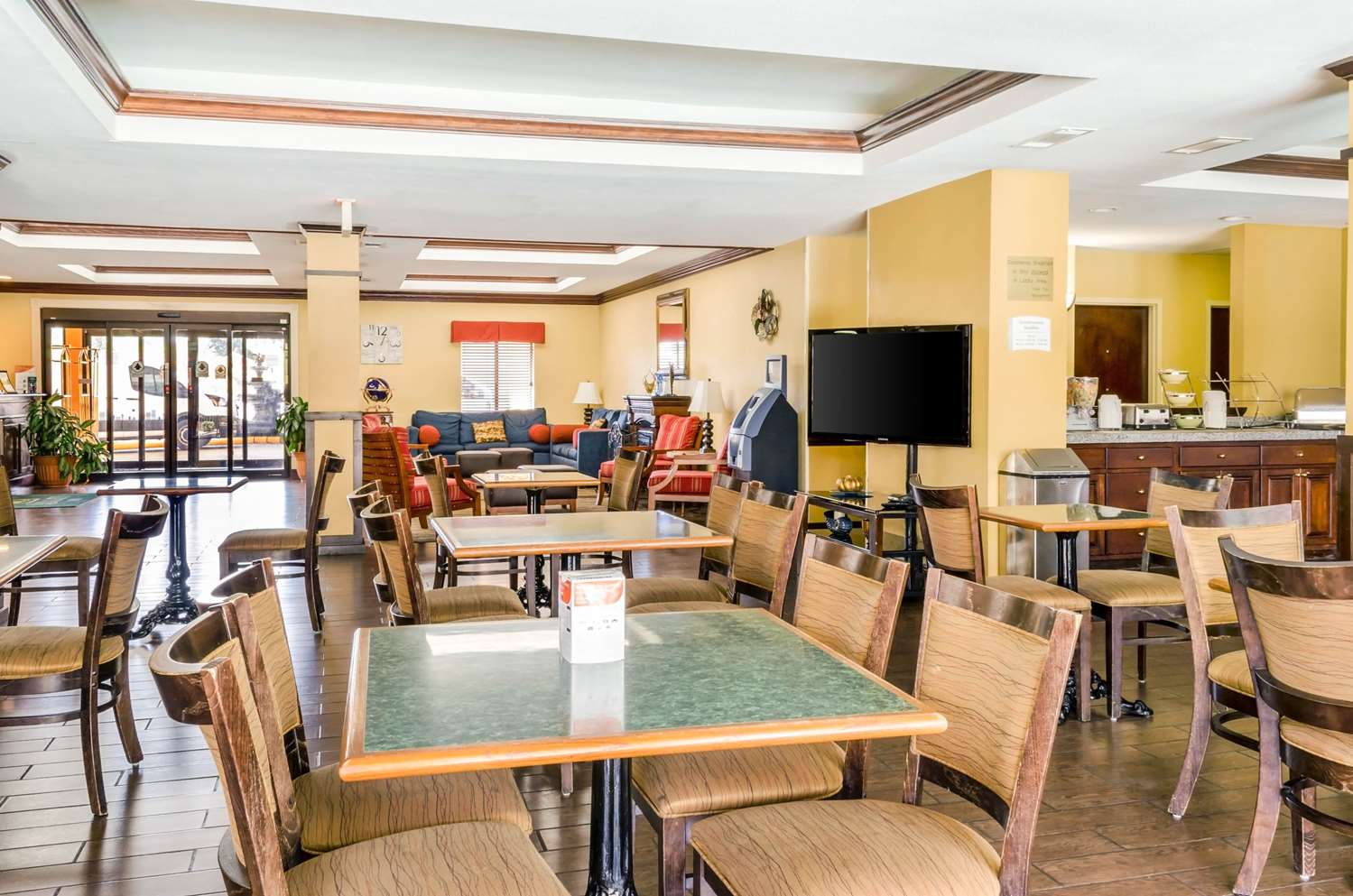 Wingate by Wyndham Biloxi/Ocean Springs 31/38