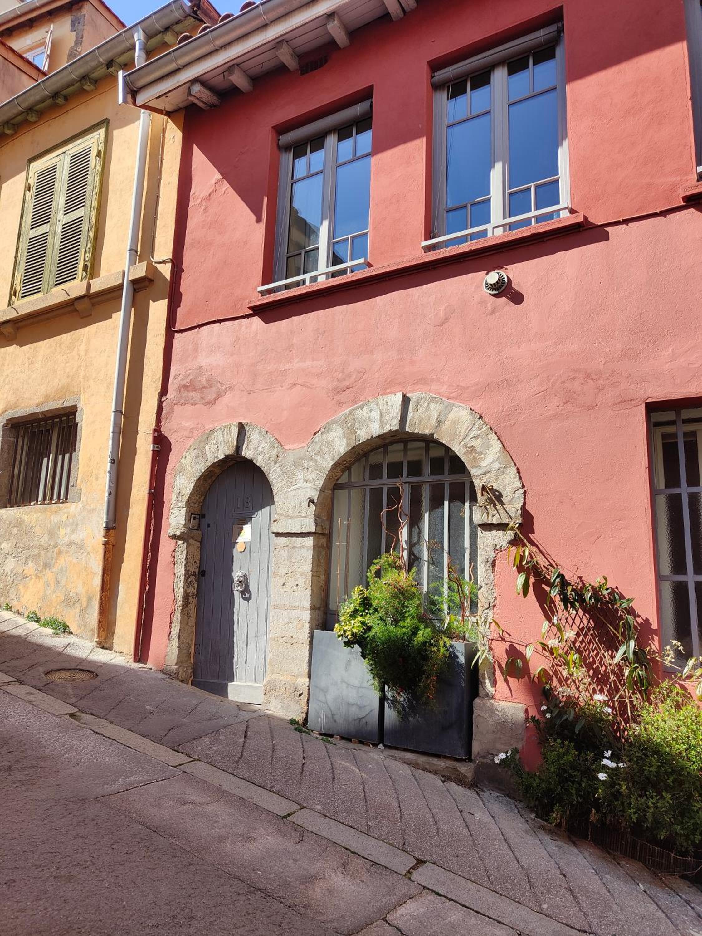Bienvenue Chez Sylvie 1/15