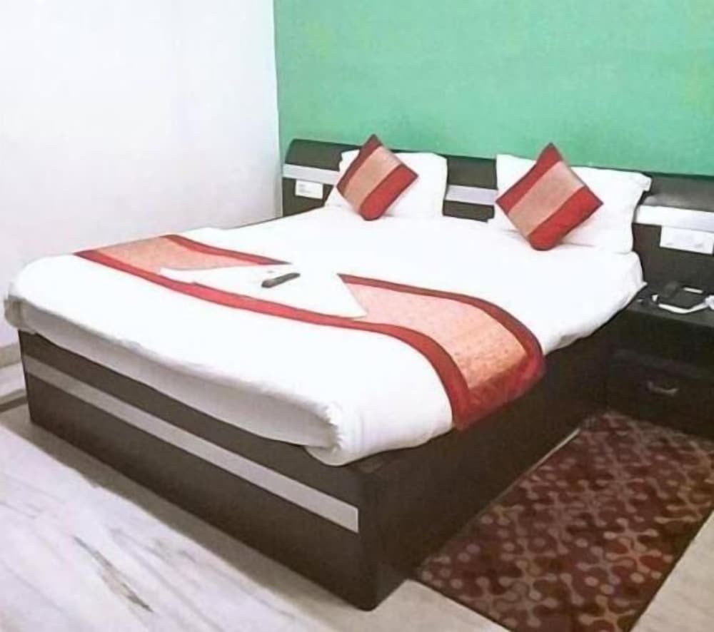Airport Hotel Golden Jindal 5/26