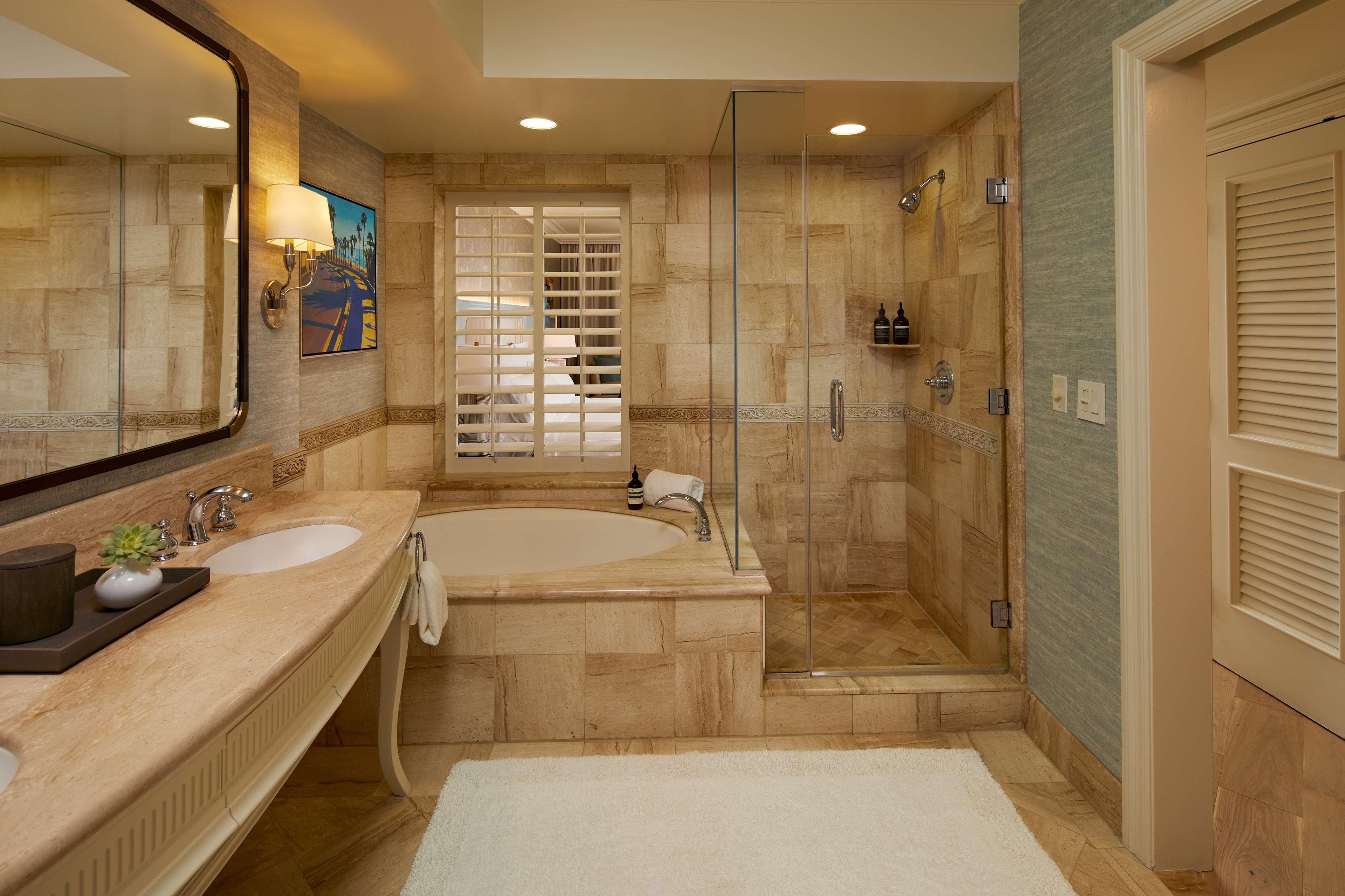 Fireside Terrace Garden View King