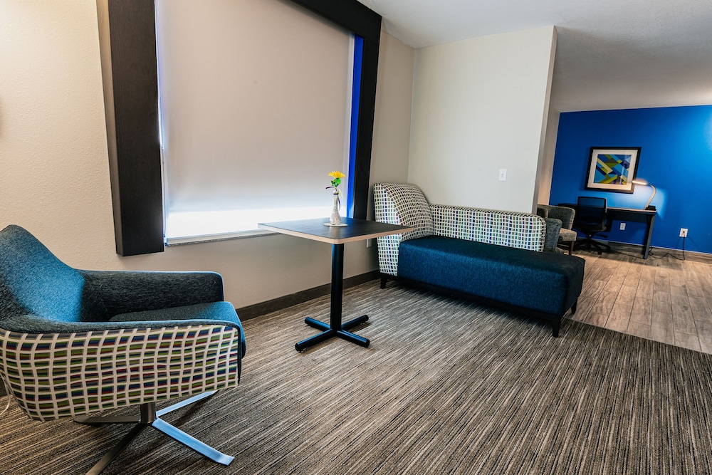 Holiday Inn Express Hotel & Suites Hamburg 39/47