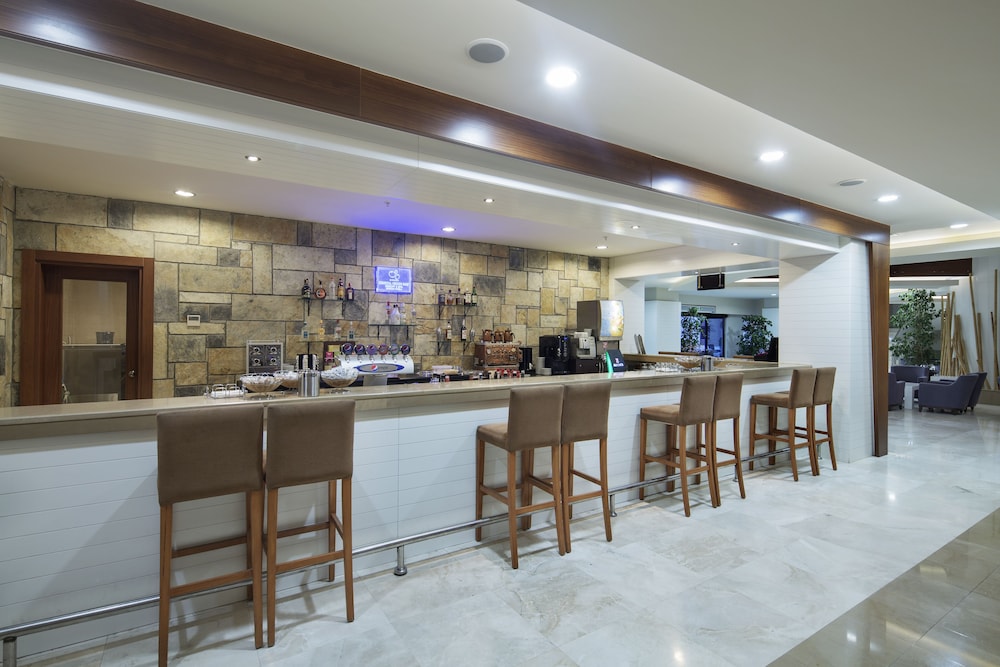 Green Bay Resort & Spa 67/86