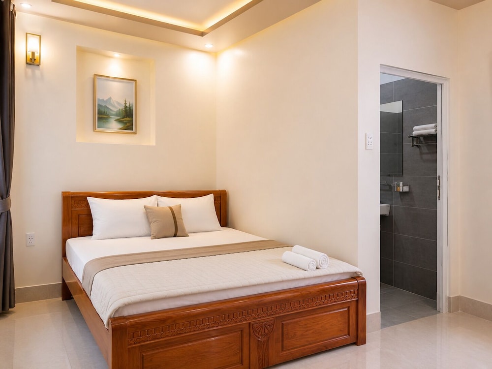 The Lam Homestay 13/26