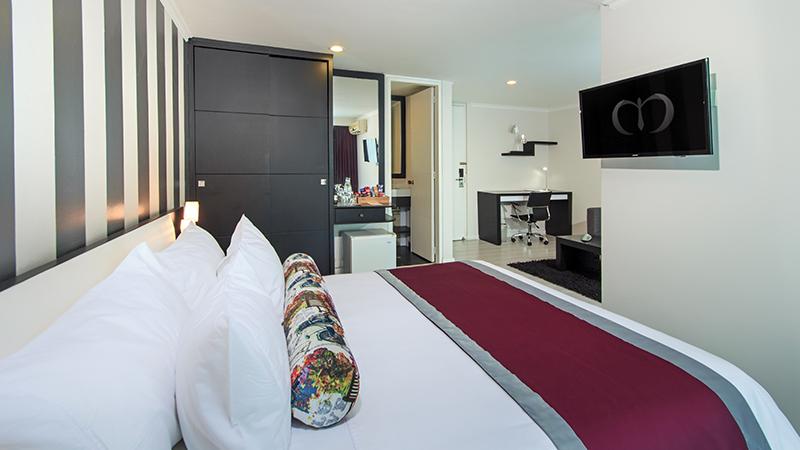 Superior, Suite