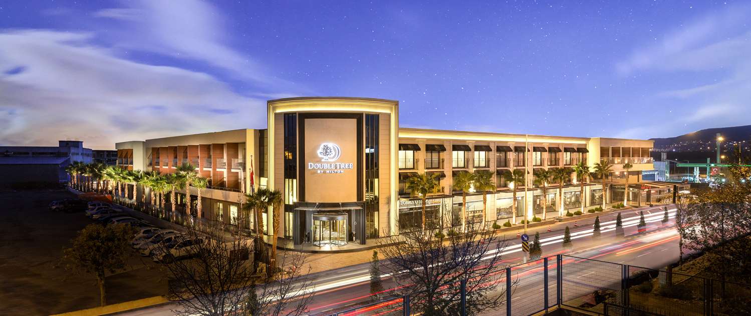 DoubleTree by Hilton Izmir Airport 2/85