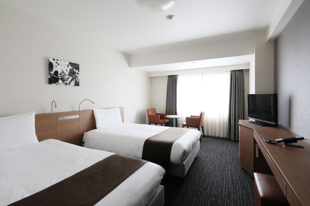 ROOM, TWIN BEDS, SMOKING