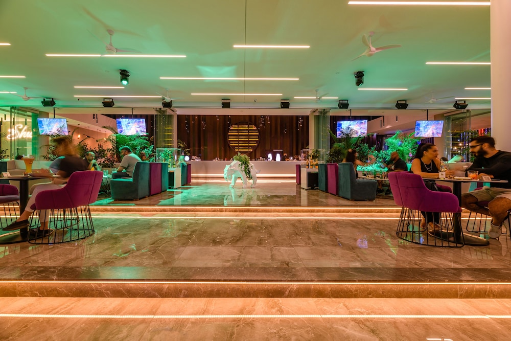 Tasia Maris Seasons Hotel (Adults only) 100/105