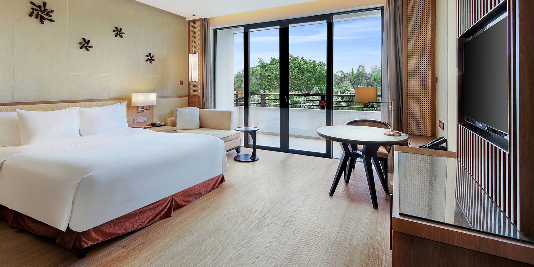 CROWNE PLAZA HAILING ISLAND 11/50