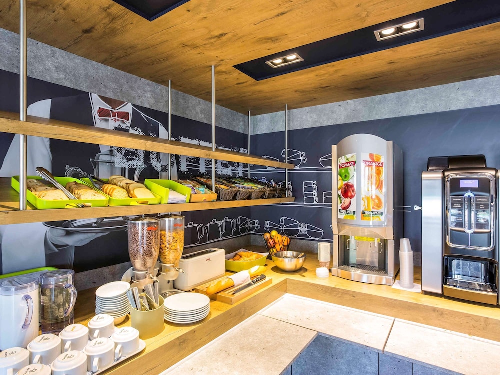 Ibis Budget Pau Est 56/71