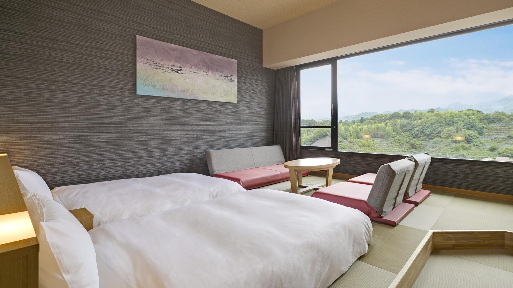 Superior, Twin Beds, Mountain Side, Mountain View