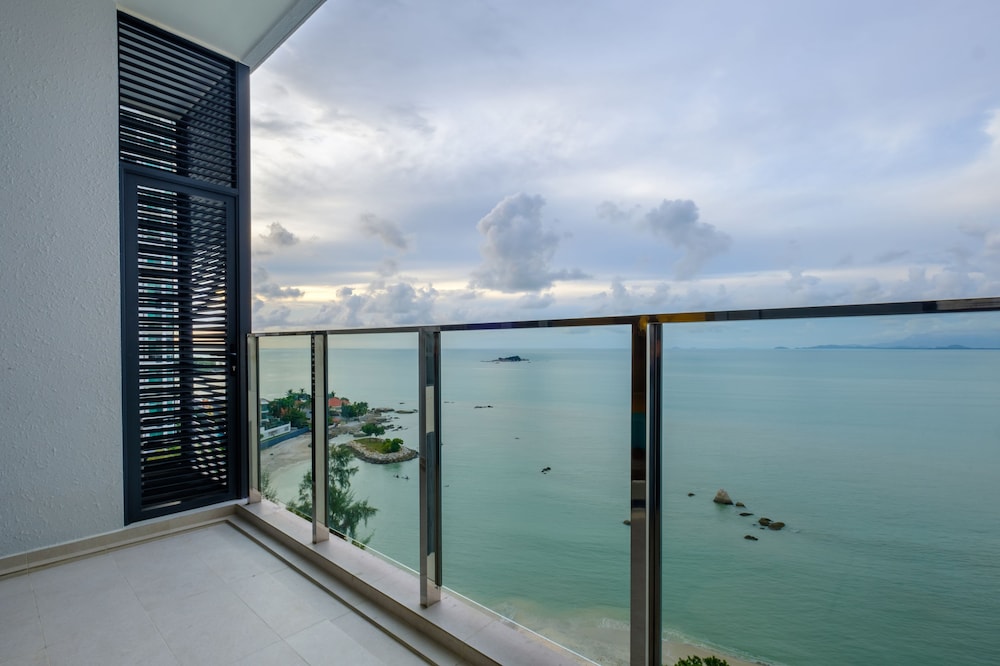 TANJUNG POINT RESIDENCES in GEORGE TOWN