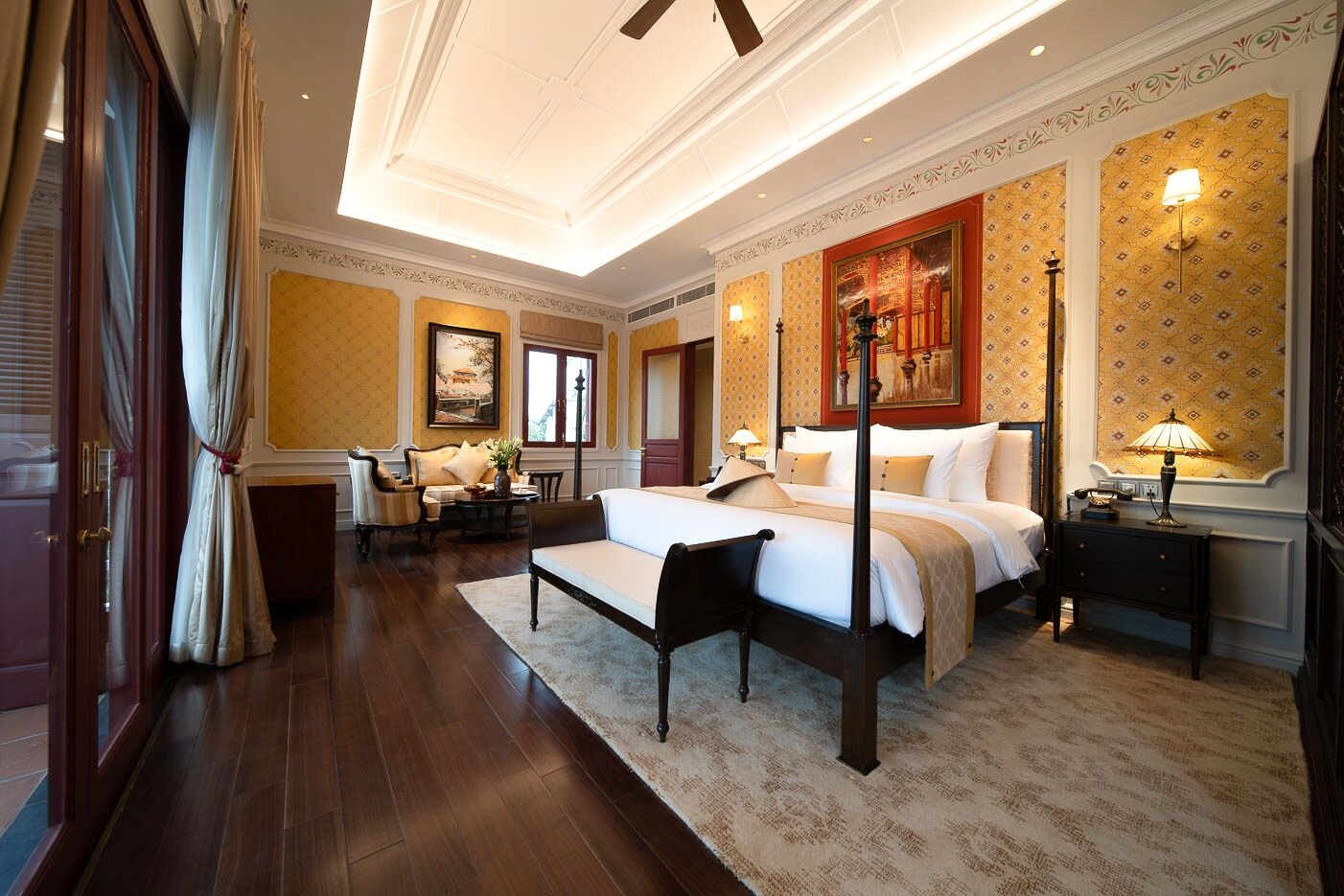 Albert, Suite, King Bed, Pool View
