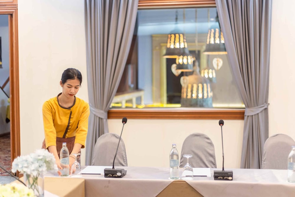Tohsang Heritage Ubon Ratchathani Hotel 7/71