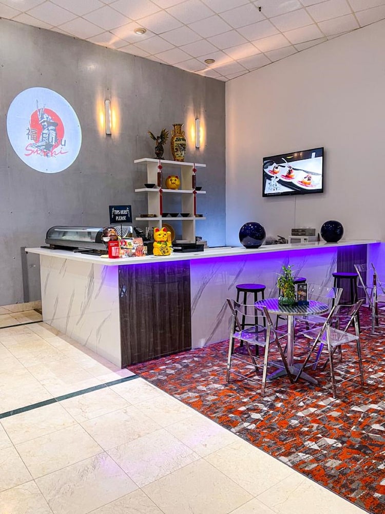 Ocean Front Casablanca Studios with FULL KITCHENS & Beach access By BL Rentals 29/50