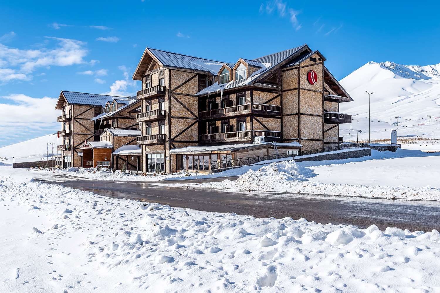 RAMADA RESORT ERCIYES 48/53