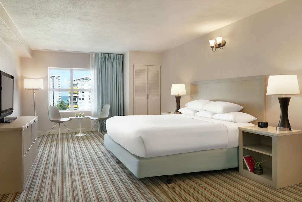 Embassy Suites by Hilton San Juan Hotel & Casino 11/41