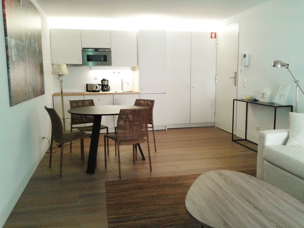 Alma Moura Residences 43/52