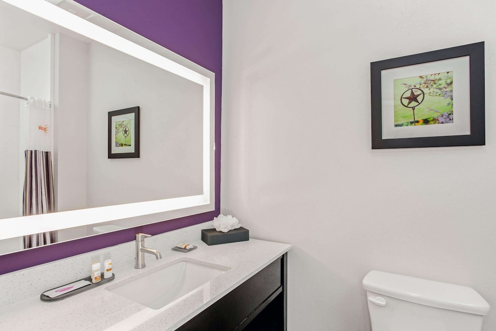 La Quinta Inn & Suites by Wyndham Lubbock South 15/48
