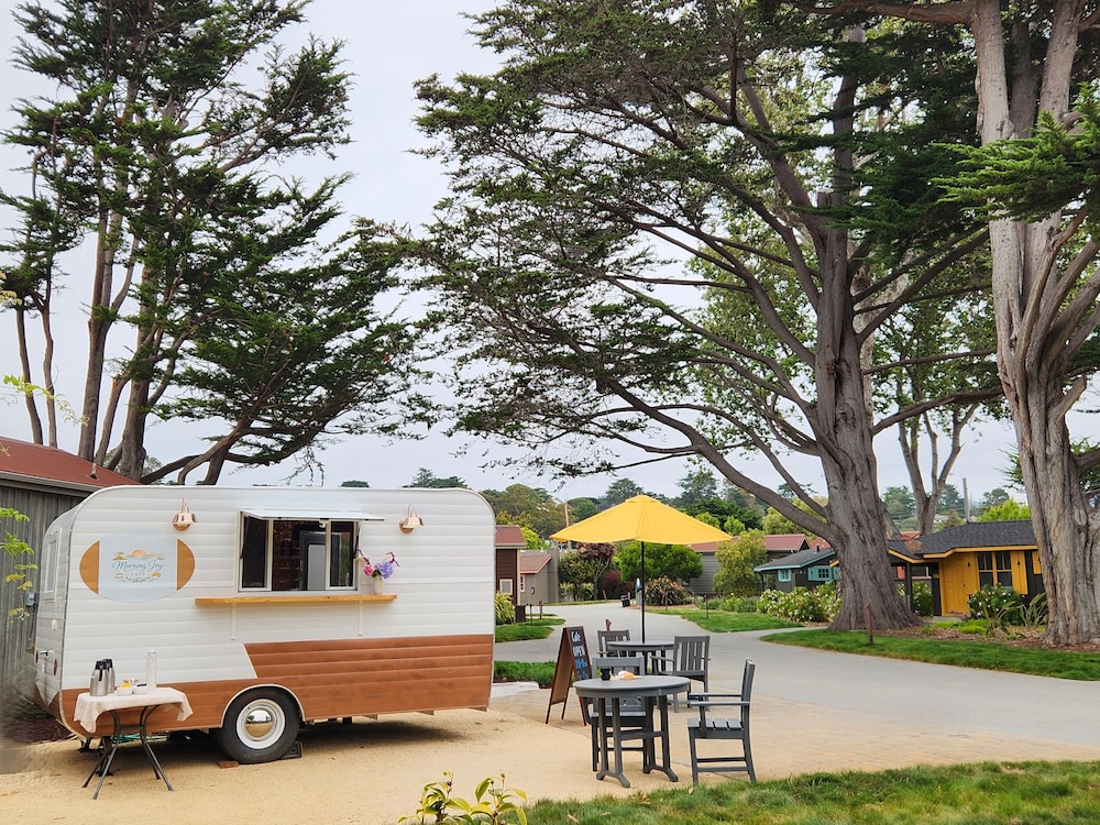 Carmel River Inn 49/62