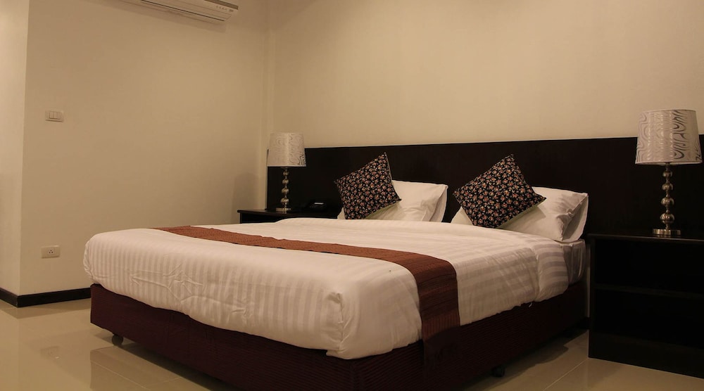 Baan Nan Hotel 21/53