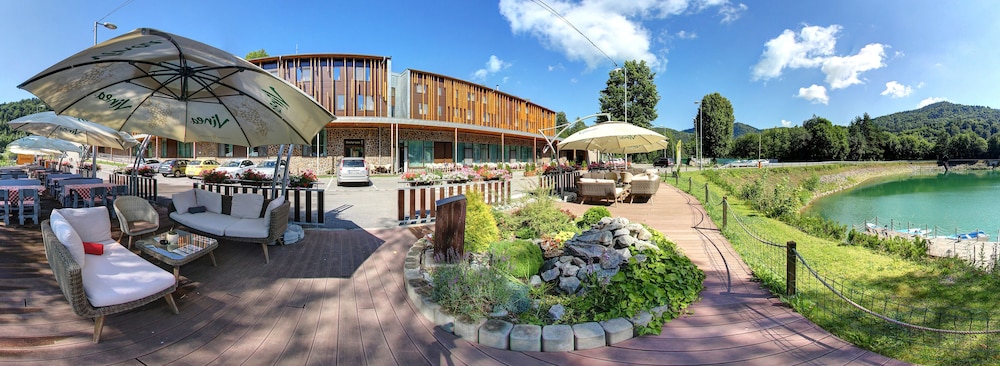 Salamandra Resort Hotel 38/49
