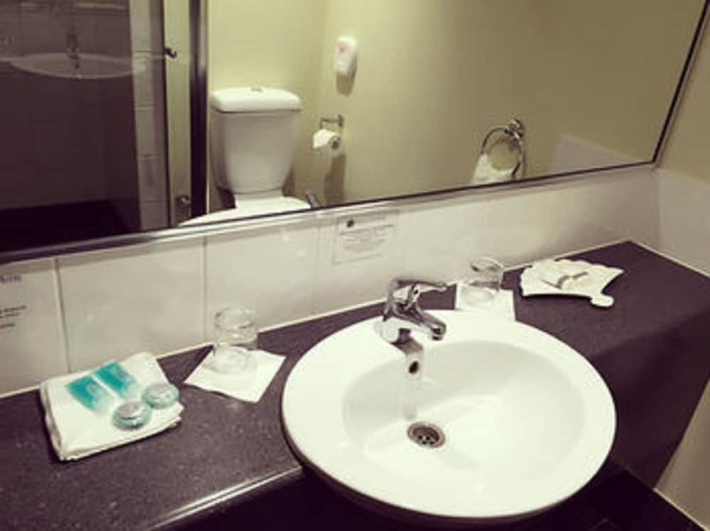 Joondalup City Hotel 23/28