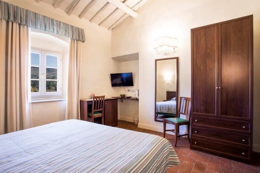 Fattoria Di Maiano 5/30