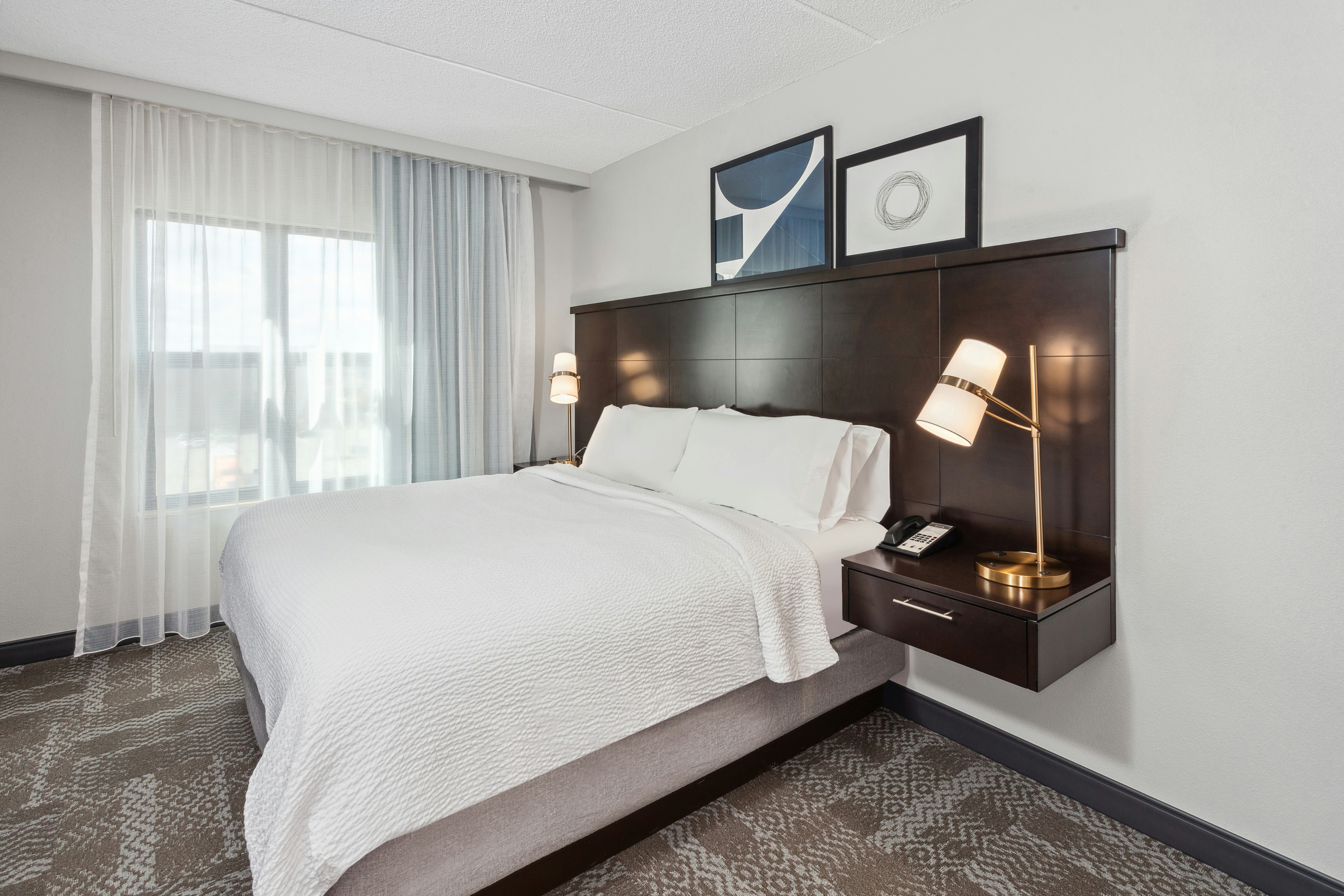 1 Bedroom, Suite, King Bed