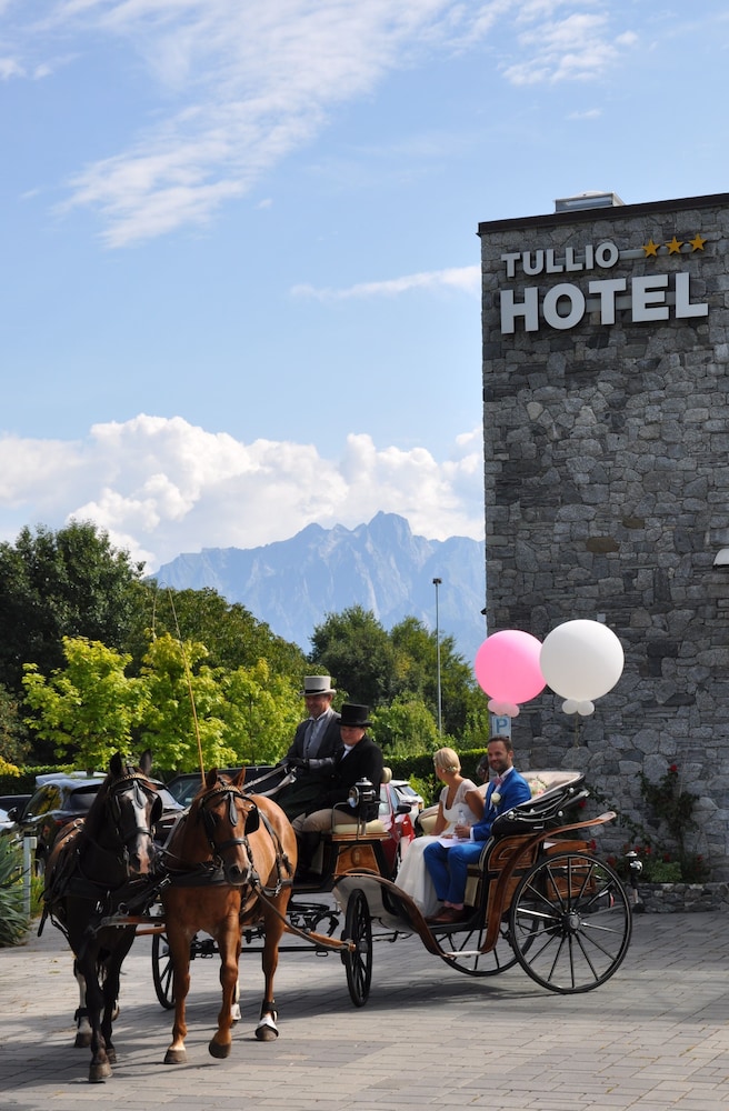 Tullio Hotel 36/47