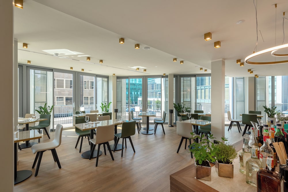 Hotel Tocq 37/50