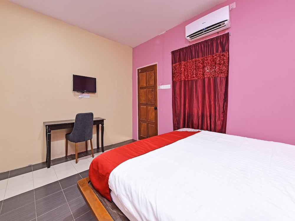 Hotel O Awan Biru Motel 20/33