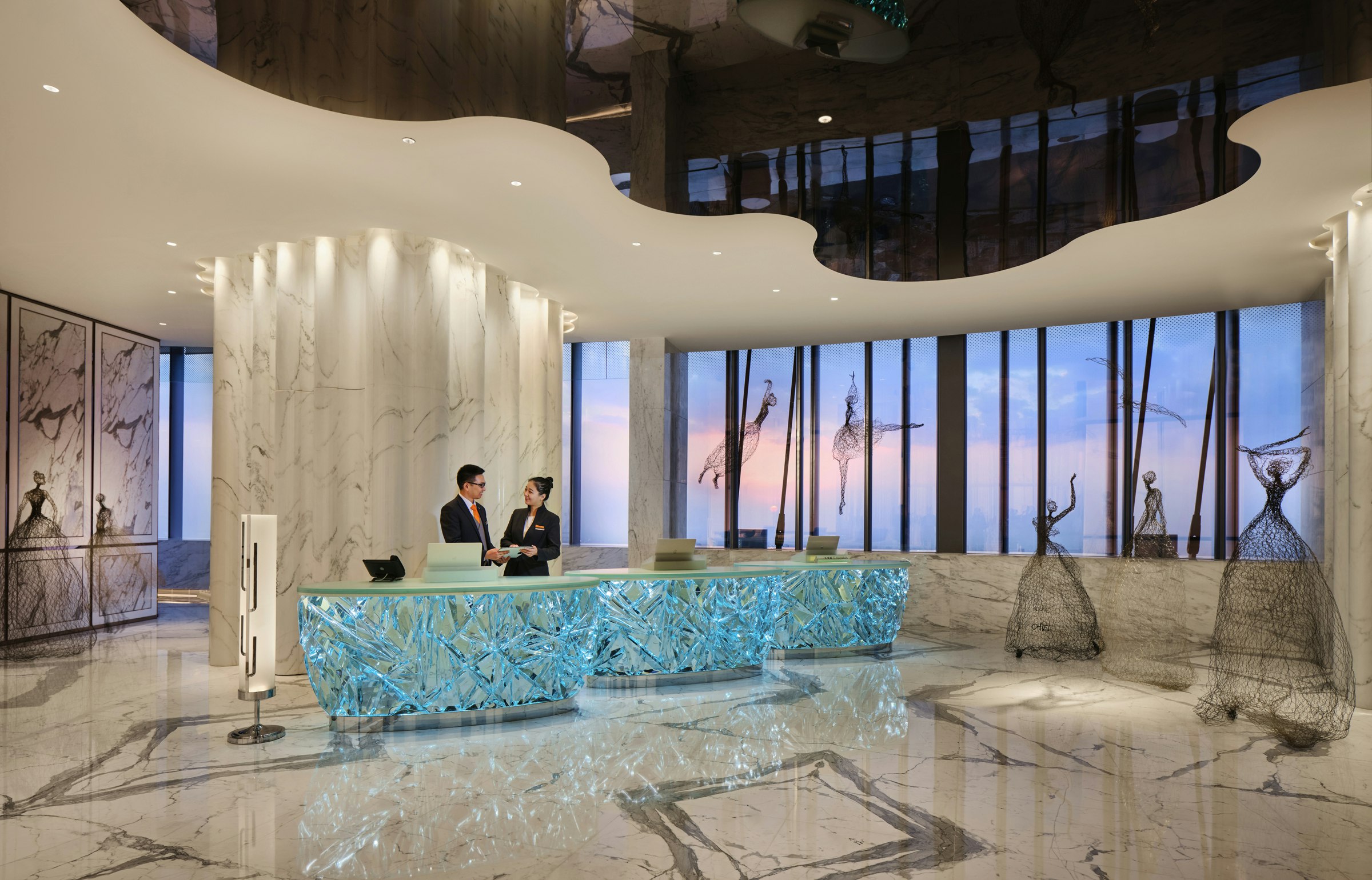 J Hotel Shanghai Tower 5/50