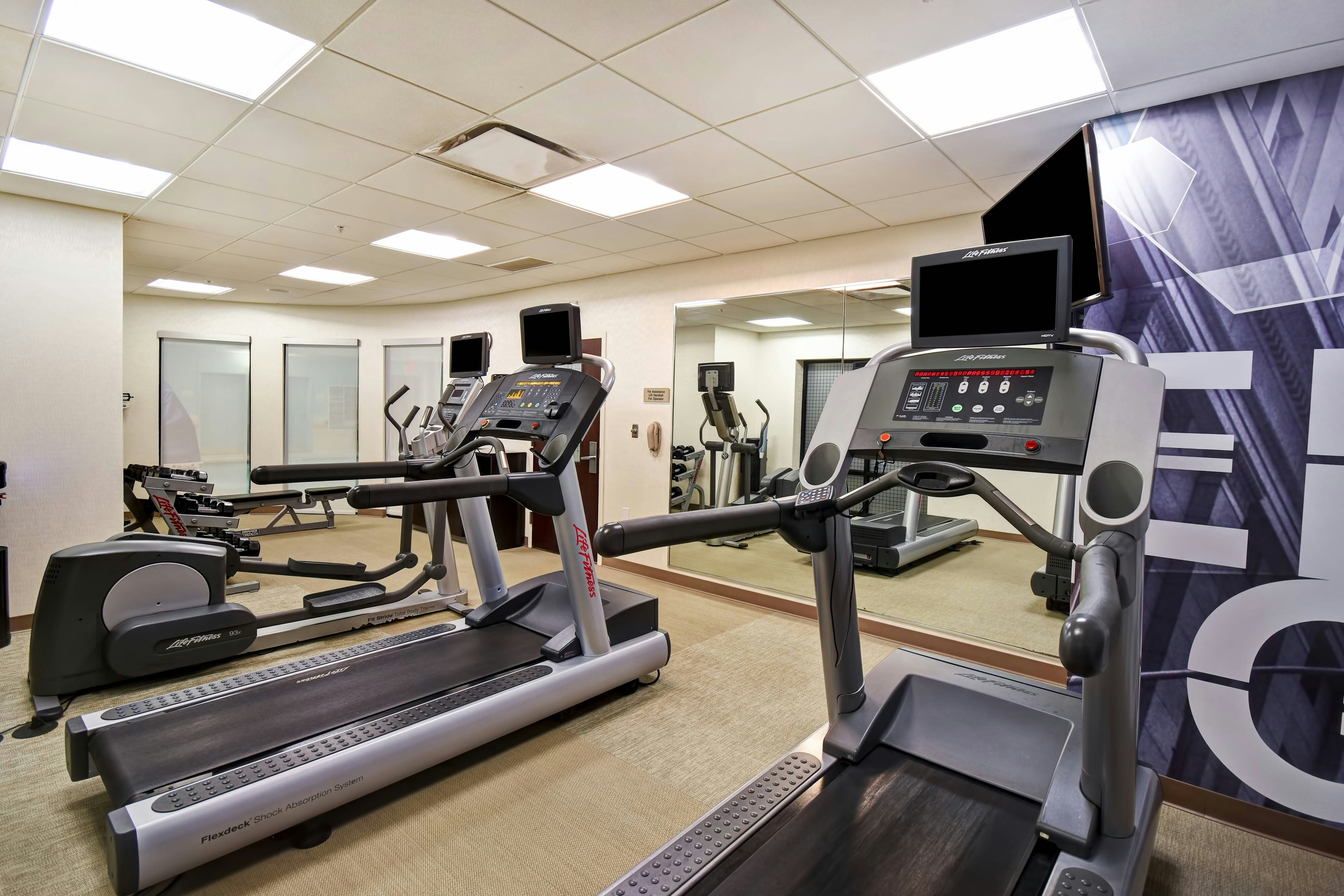 Springhill Suites by Marriott Louisville Airport 25/48