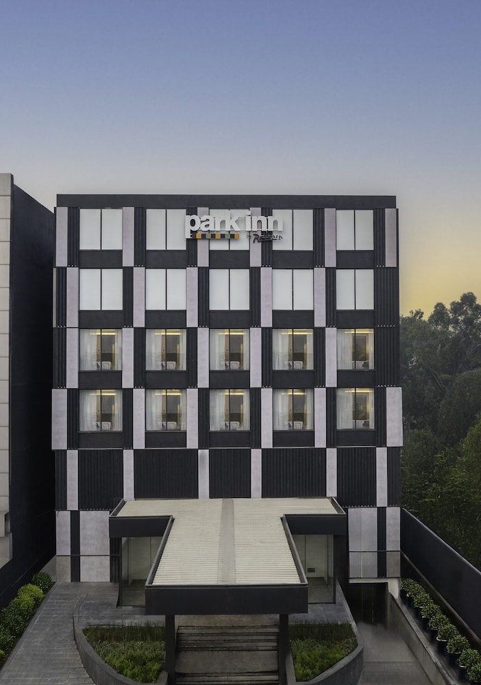 Park Inn by Radisson Jalandhar 2/28