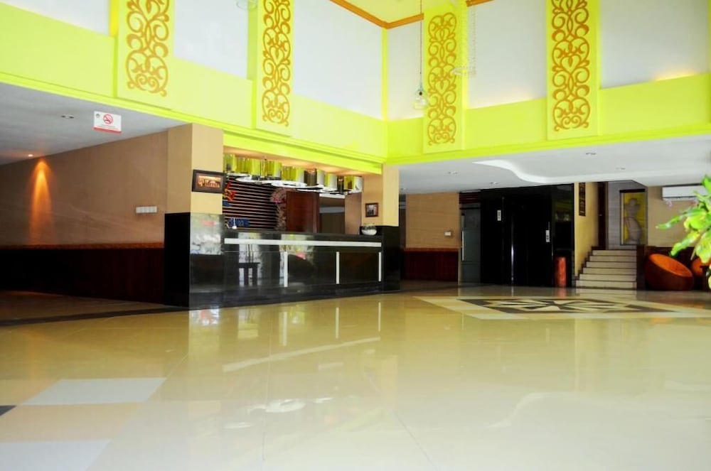 Nirmala Hotel And Convention Centre 6/66
