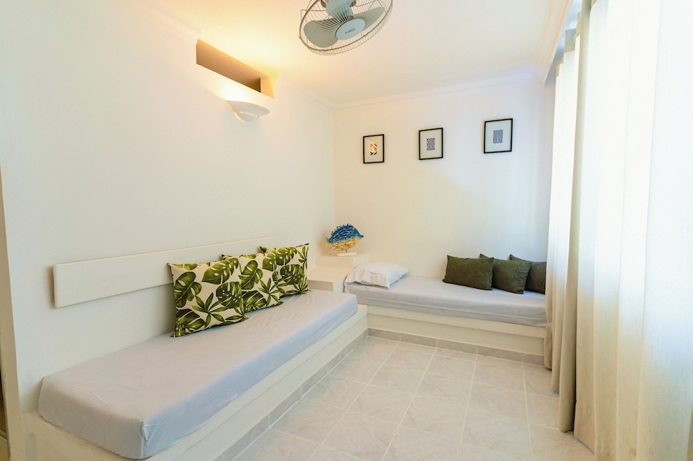 Hotel Cocoliso Island Resort 24/75