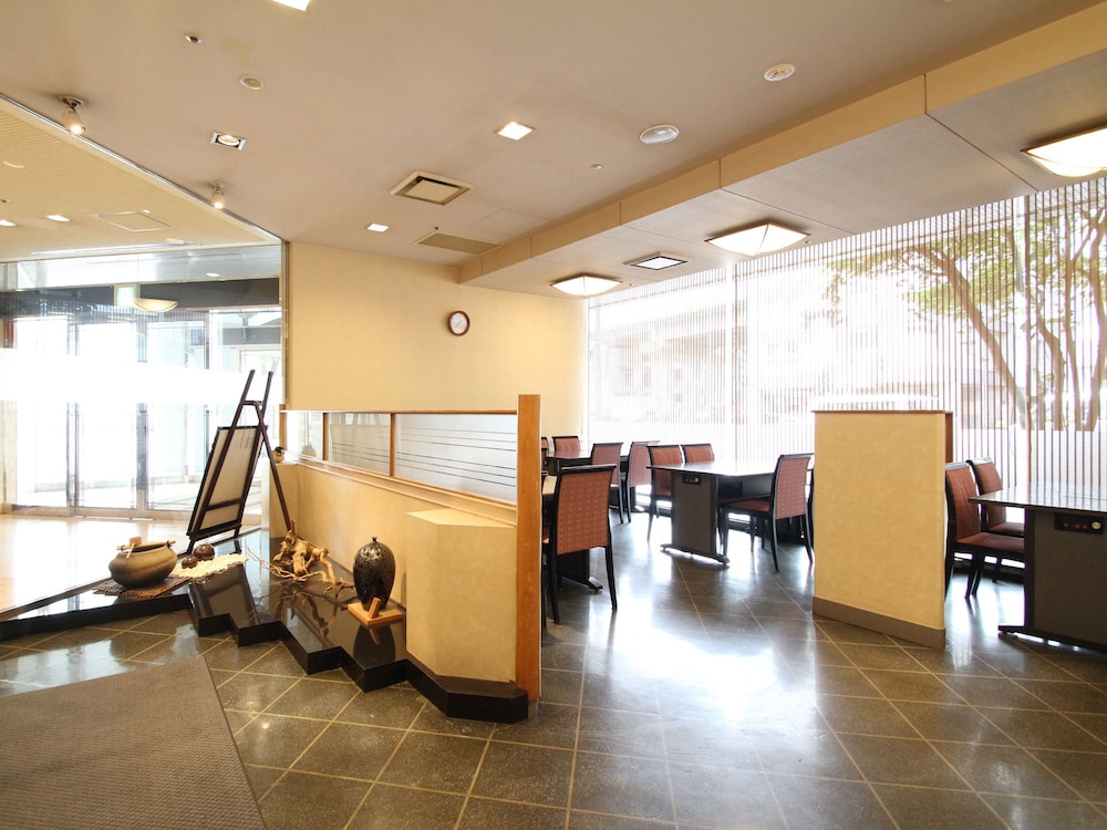 Apa Hotel Kokura Ekimae 48/57