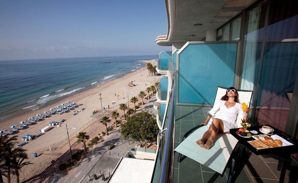 Hotel Allon Mediterrania 34/34