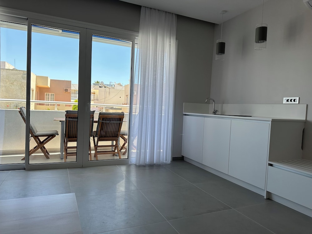 Evdokia Suites 29/58
