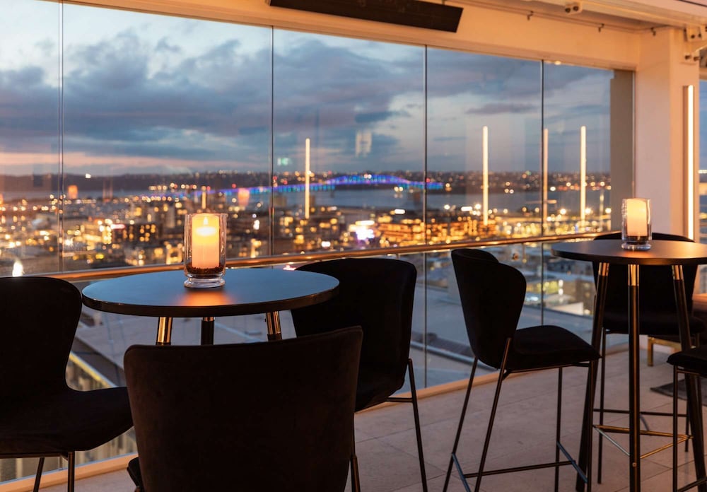 Rydges Auckland 66/82